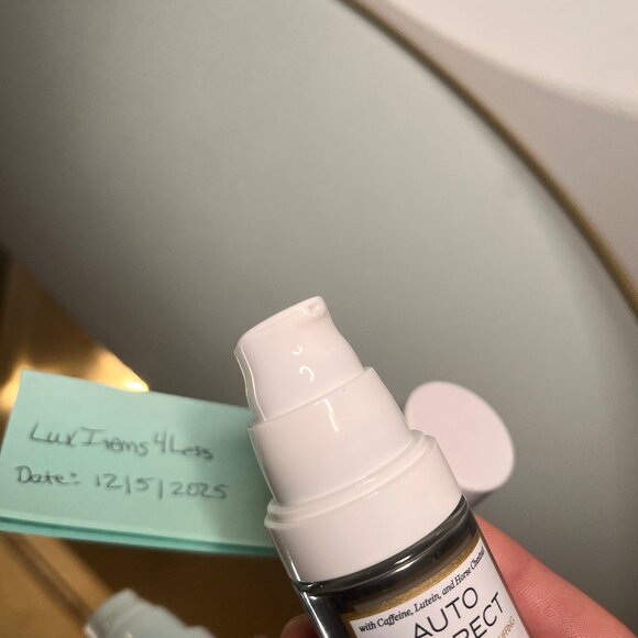 Sunday Riley Auto Correct Eye Cream – Brightening & Depuffing – NEW - Picture 3 of 3